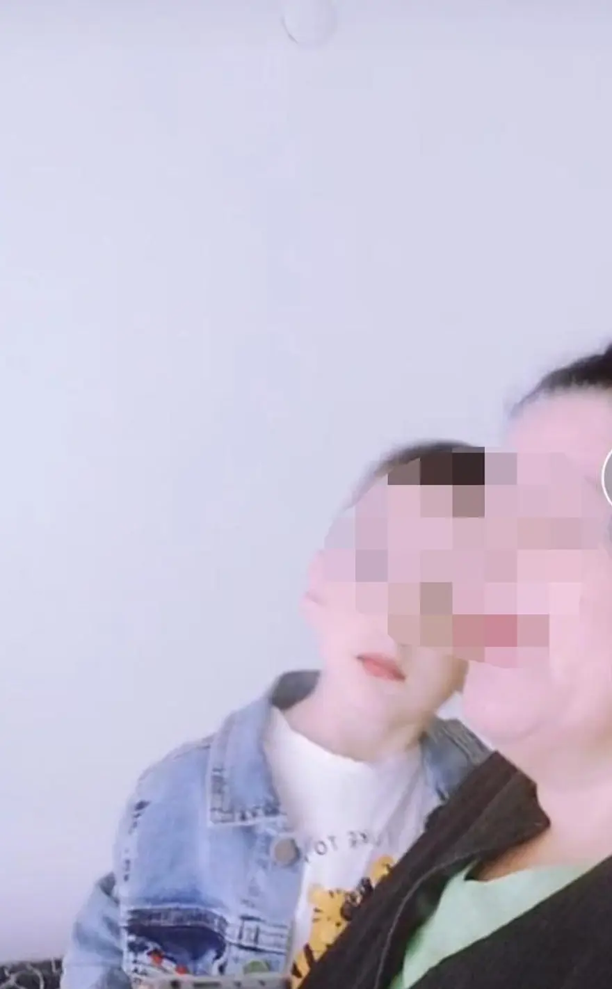 "PSİKOLOJİK DESTEĞE İHTİYACI VAR" 3 "PSİKOLOJİK DESTEĞE İHTİYACI VAR" 3