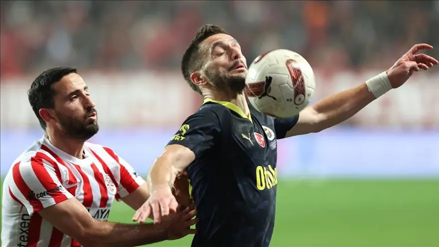 Antalyaspor Fenerbahçe maçı ne zaman, saat kaçta, hangi kanalda? Fenerbahçe Süper Lig maçı kanal ve saat bilgisi 