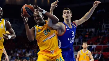 Anadolu Efes kendine geldi!