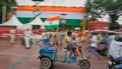 Hindistan'da 5,8 şiddetinde deprem