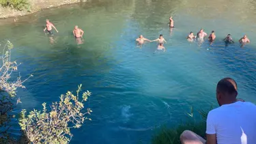 Tunceli'de serinlemek için çaya giren iki arkadaştan biri boğuldu