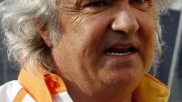 Briatore ateş püskürdü