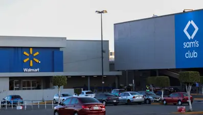 Markete idrarını yapan adam 10 bin dolarlık zarara neden oldu