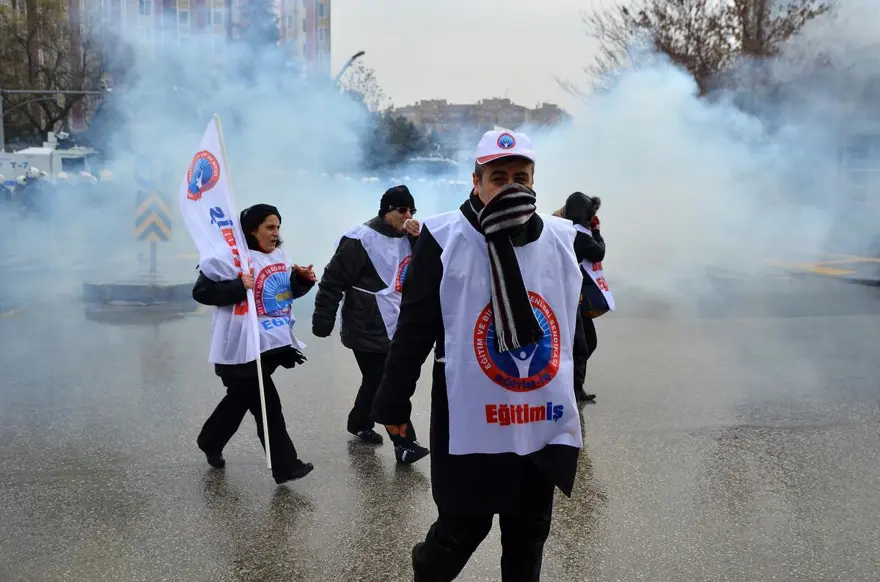 Ankara'da eyleme müdahale 19