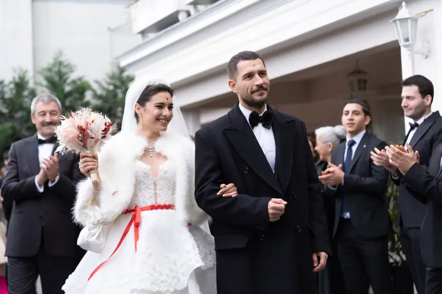 DÜĞÜN GÜNÜ GELDİ ÇATTI 12