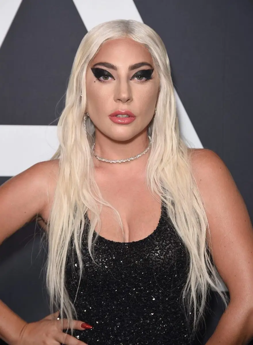 Lady Gaga: Kendime rağmen kendimi seviyorum 6