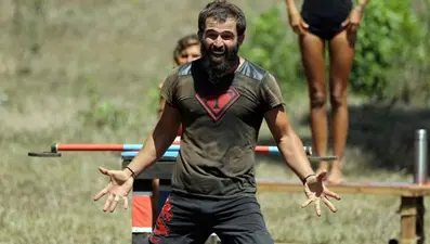 Survivor Turabi sakatlandı