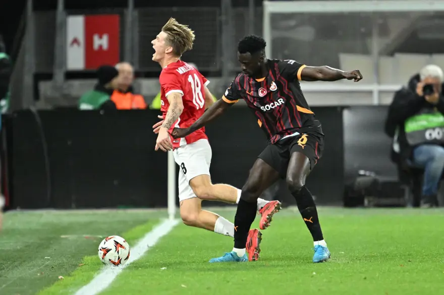 Beşiktaş ve Galatasaray maçlarından galibiyet çıkmadı 23