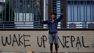 Nepal’de söz Z kuşağında: İlk kadın başbakan geliyor