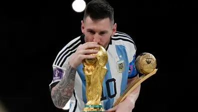 Messi rekora doymuyor
