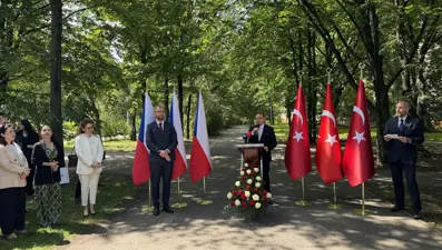 Prag'da Türk Büyükelçiliğinin girişimiyle "Çek-Türk İşbirliği Parkı" açıldı