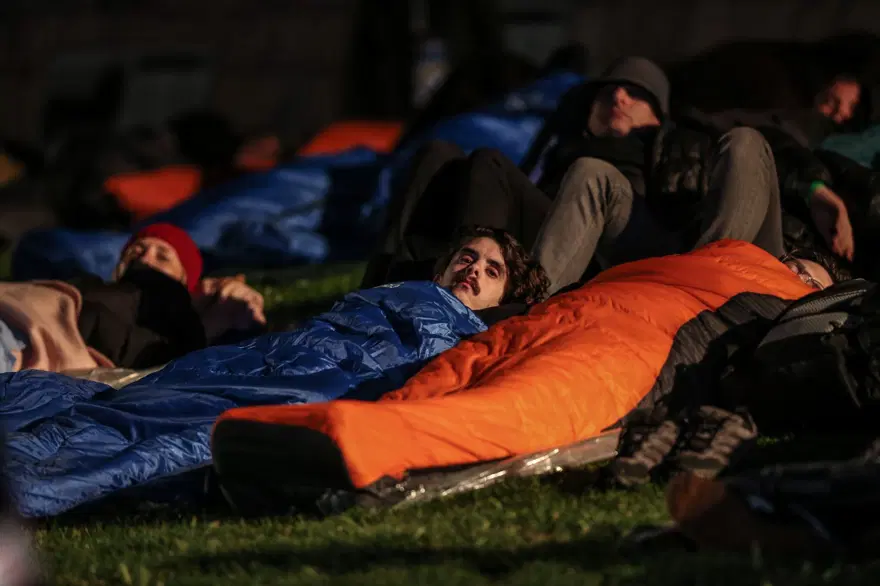 Anzak Koyu'nda geleneksel şafak ayini 19