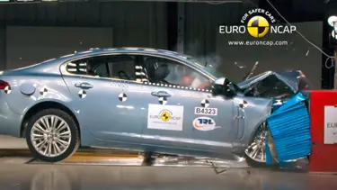 Jaguar, XF’nin güvenliğini savundu
