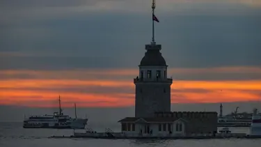 Kız Kulesi yeniden ziyarete açıldı