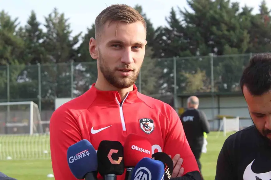 8 - Dragus (Gaziantep FK) 12 gol 4