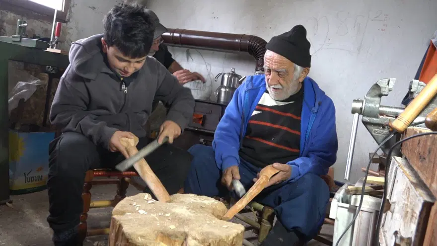 TORUNUNA DA ÖĞRETİYOR 3