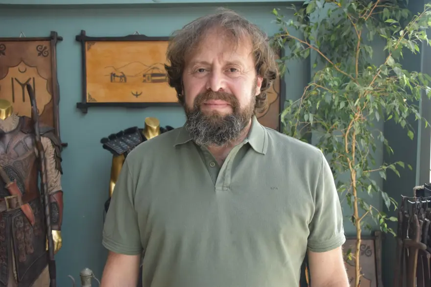 10 bine yakın kostüm yaptı! Tarihi dizi ve filmlerin aranan ismi oldu 4