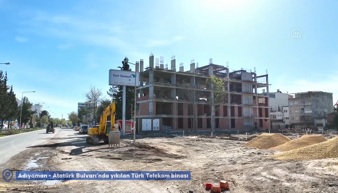 Kahranmaraş depremlerinin neden olduğu yıkım Google Sokak Görünümü'nde