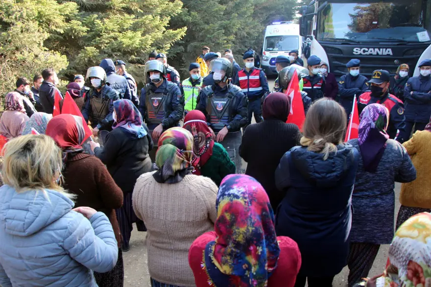 Bolu'da yaylada yıkım gerginliği 16