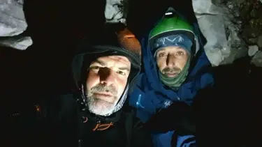 Uludağ'da mahsur kalan paraşütçüler kurtarıldı