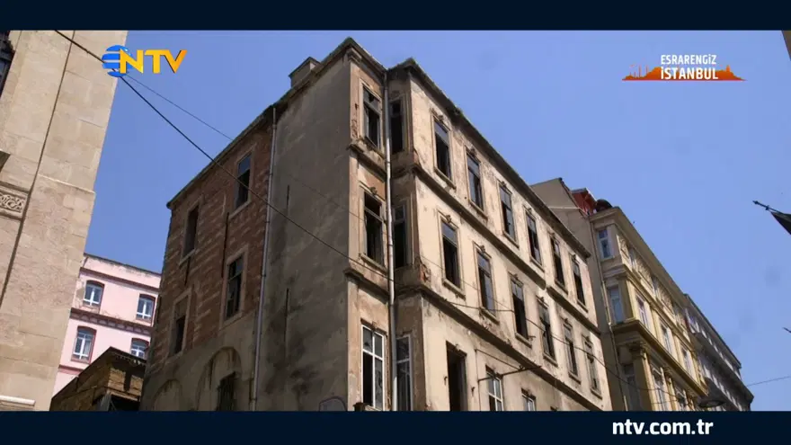 Esra Gezginci İstanbul’un sırlarına kapı aralıyor: St. Pierre Han, Podesta Sarayı ve Arap Camii 5