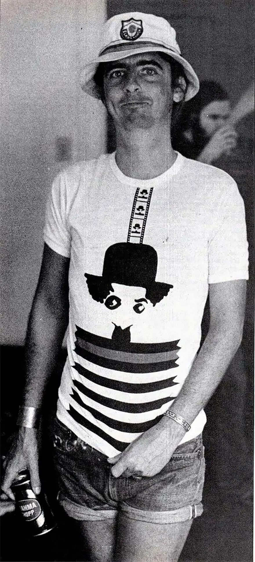 Ünlülerin dikkat çeken eski fotoğrafları 24