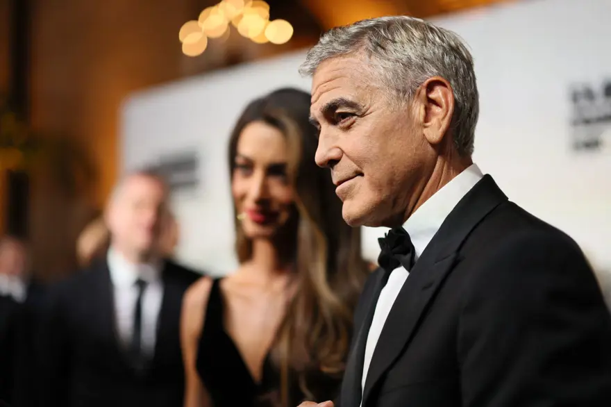 Hollywood'un gözde ismiydi | George Clooney çiftçi oldu! "Traktör sürüyorum" 1