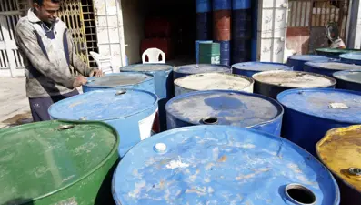 HSBC petrol tahminini korudu