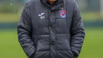 Trabzonspor Teknik Direktörü Şenol Güneş'ten Öğretmenler Günü mesajı