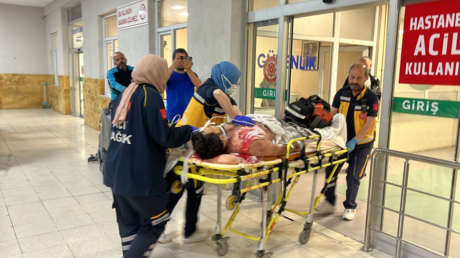 Husumetlilerini av tüfeği ile vurdu: 1 ölü, 2 yaralı