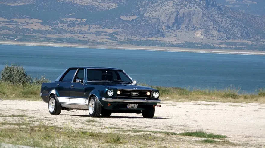 Ruhsatına bakmadan gerçek modeli anlaşılmıyor: 34 yaşındaki arabaya400 bin lira harcadı, 2 milyon liralık otomobile benzetti 3