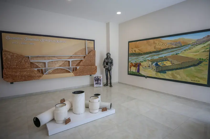 Elazığ ve Malatya arasındaki Kömürhan Köprüsü'nün inşaat atıkları sanat eserine dönüştü 8