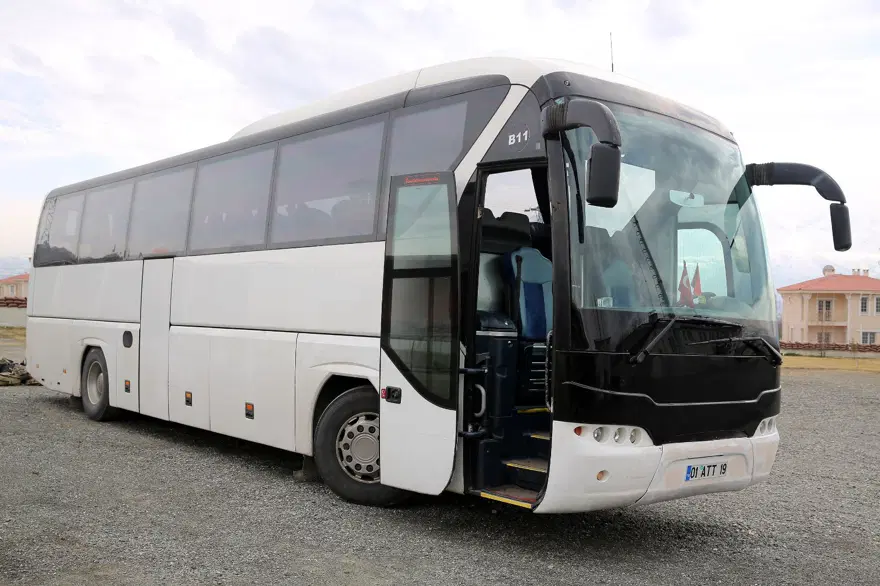 Erzincan'da bir otobüste 165 kaçak göçmen 13