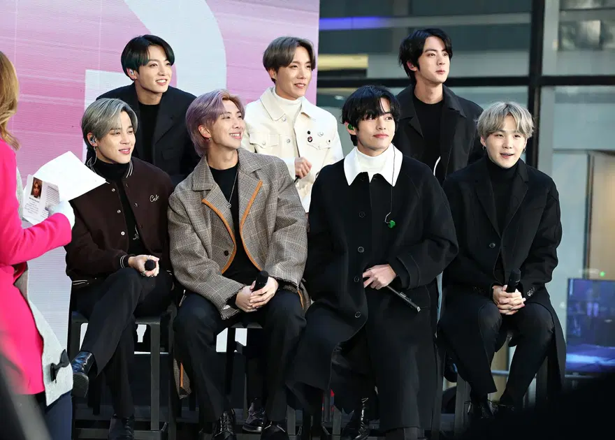 BTS yeni şarkısı Dynamite'la rekor kırdı: Yarım saatte 12 milyon izlenme 7 BTS yeni şarkısı Dynamite'la rekor kırdı: Yarım saatte 12 milyon izlenme 7