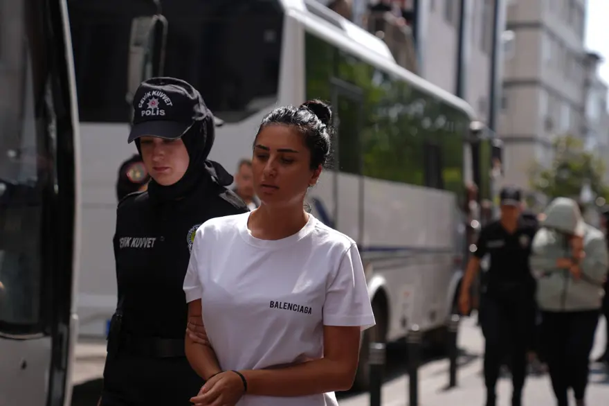 GÜNGEN’İN ŞEFFAF İŞLEM İDDİASINI ÇALIŞANLARI ÇÜRÜTTÜ 4