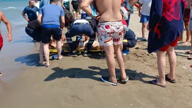 Sinop'ta denize giren gençlerden biri boğuldu, diğeri yoğun bakımda