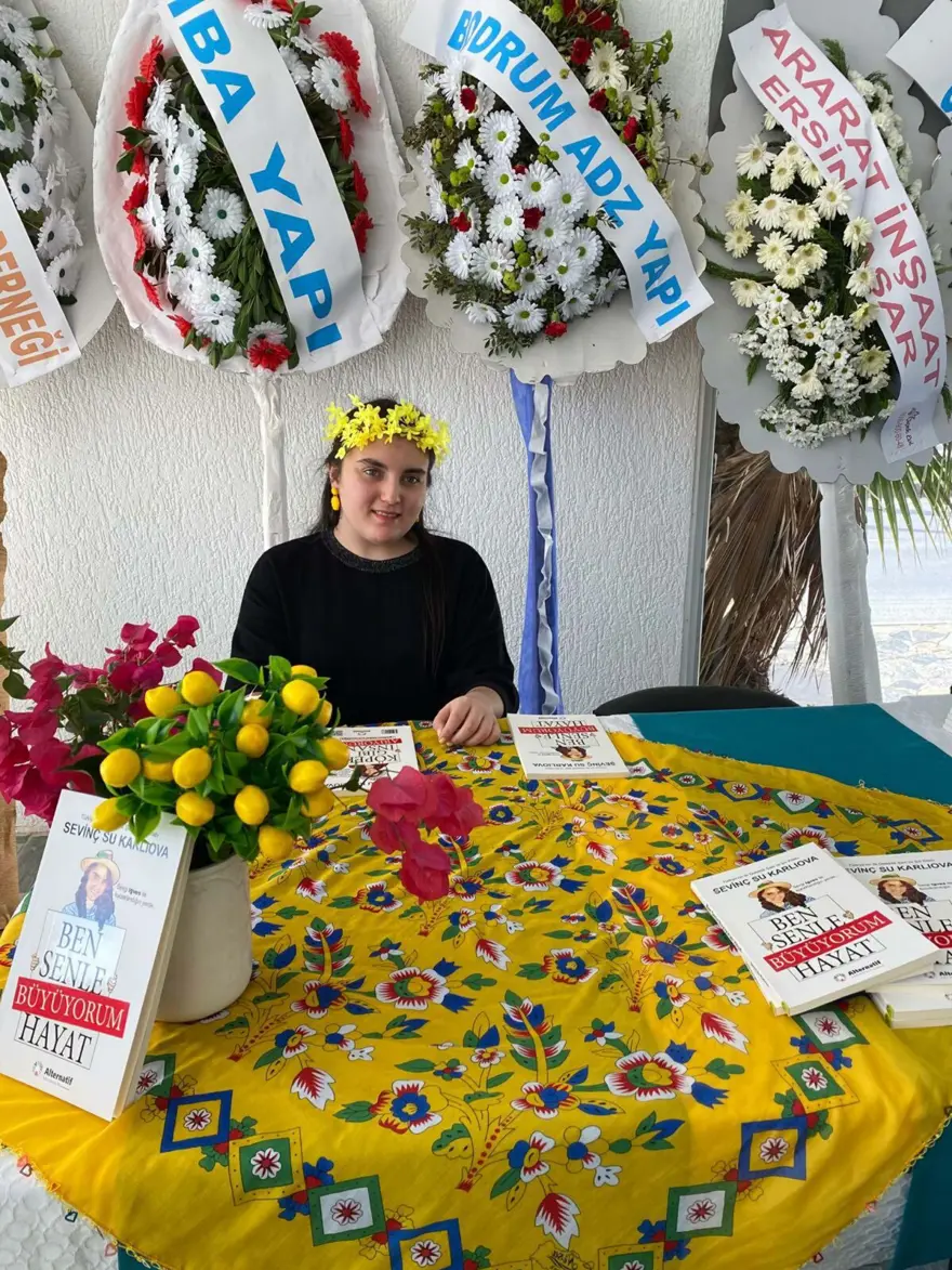 7 yaşındayken disleksi tanısı konuldu: Modacı ve yazar olma yolunda ilerliyor 3