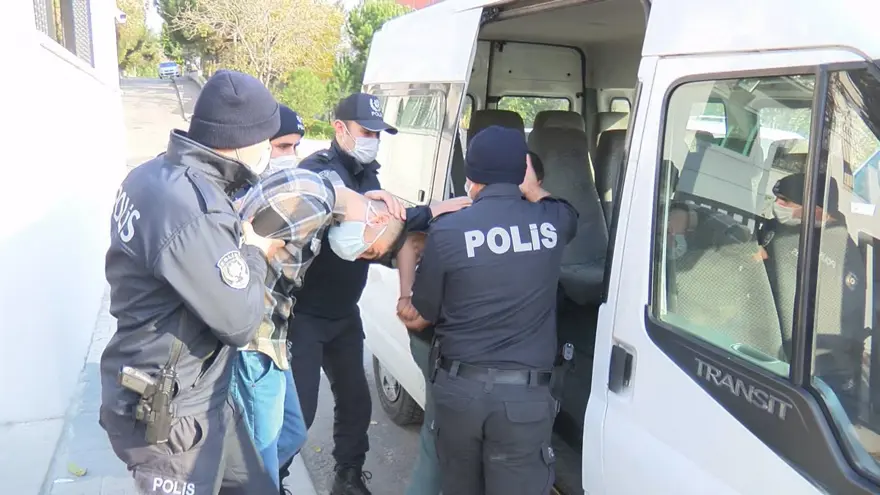 3 KİŞİ GÖZALTINDA 4