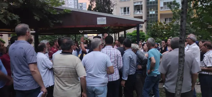 Bursa'da site zammı eylemine tekme tokat dayak 10