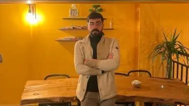 Köpeğin ısırdığı genç mimar kuduzdan öldü