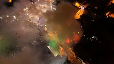 Tavşanlı'da alevler geceyi aydınlattı