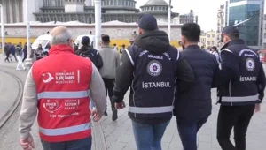 Çanakkale'de düzensiz göçmen operasyonu : 45 göçmen yakalandı Çanakkale'de düzensiz göçmen operasyonu : 45 göçmen yakalandı