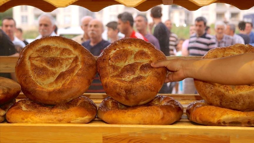 İstanbul Halk Ekmek'te ramazan pidesinin fiyatı belli oldu