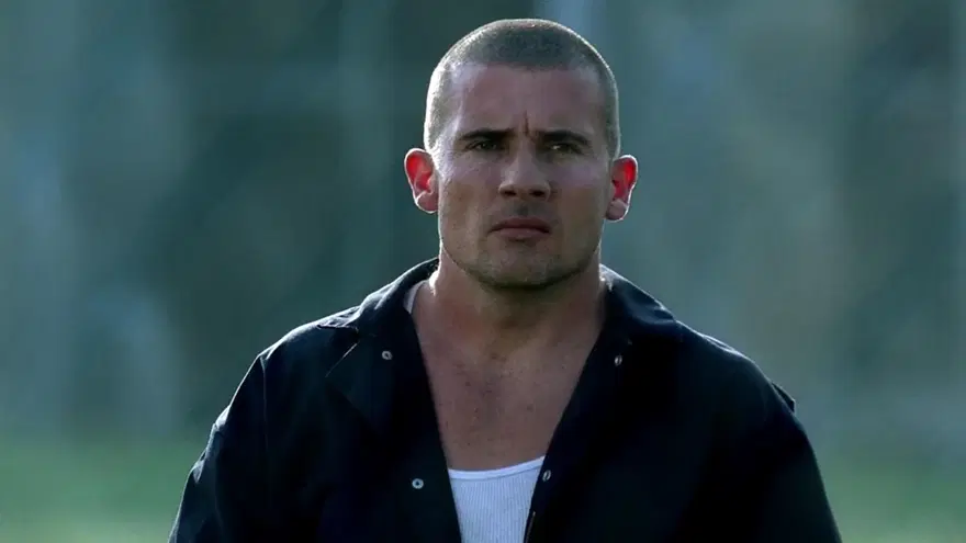 DOMINIC PURCELL 28 DOMINIC PURCELL 28