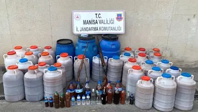 Jandarmanın baskın yaptığı evde 1.6 ton 'sahte şarap' ele geçirildi