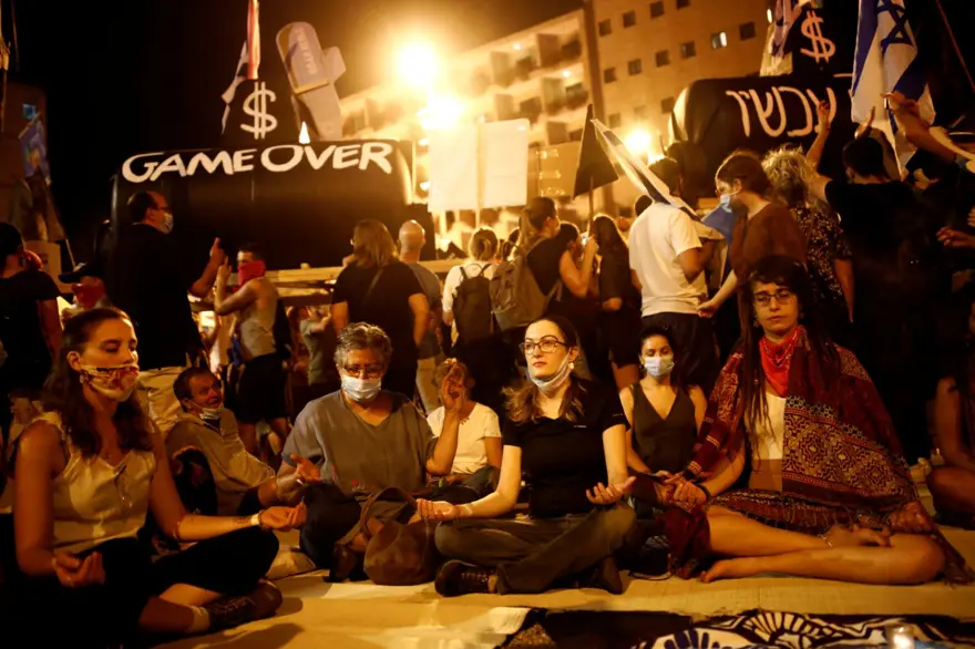 HONG KONG'DA CAN KAYBI 100'E ULAŞTI 17