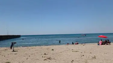 Boğulma tehlikesi geçiren genç yaşam mücadelesi veriyor