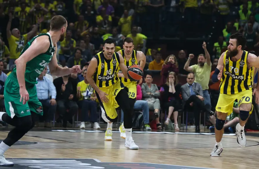 Fenerbahçe Doğuş finalde (Fenerbahçe Doğuş-Real Madrid) 