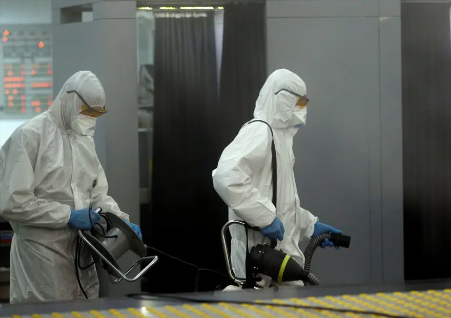 Meclis'te Corona virüs için dezenfeksiyon yapıldı 5