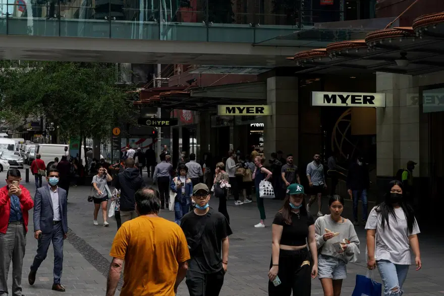 Omicron’a dair ilk bilimsel veriler geldi: 3 kat daha fazla yeniden enfekte etme yeteneğine sahip Omicron’a dair ilk bilimsel veriler geldi: 3 kat daha fazla yeniden enfekte etme yeteneğine sahip